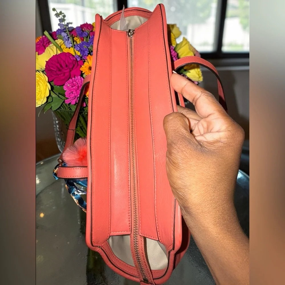 5 piece Coach Taylor Alexis Leather Carryall Tote EUC in Coral Pink - Picture 6 of 15